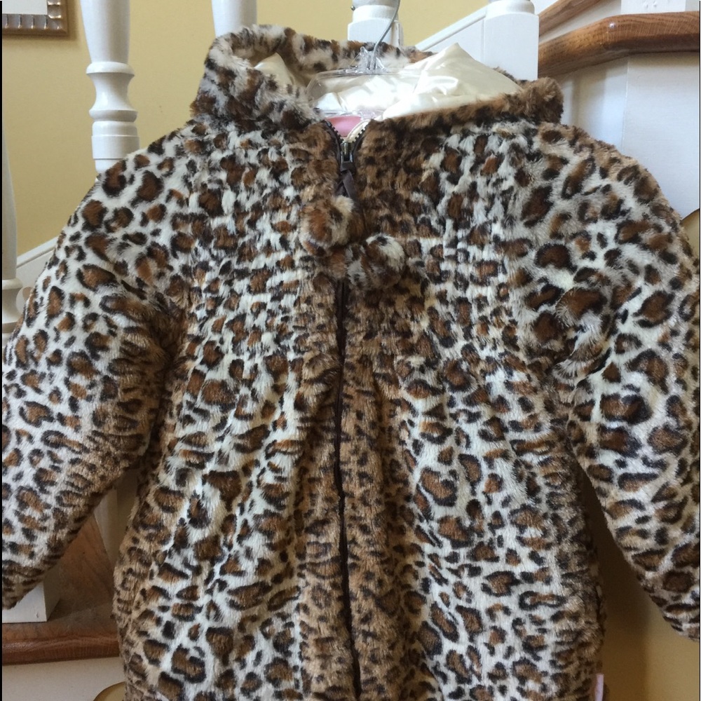 Beautiful animal print coat! Perfect condition!